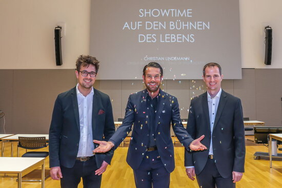 News - Souverän auf den Bühnen des Lebens